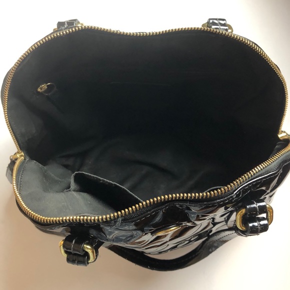*SOLD*Coach Peyton Embossed Patent Crossbody Bag - Picture 9 of 16